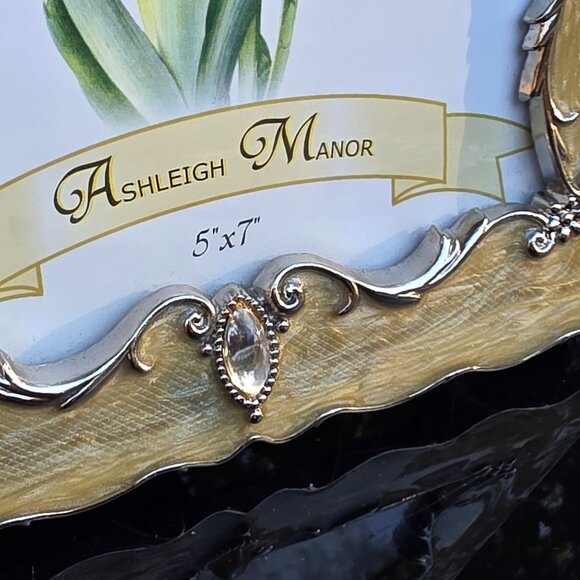 Vintage Ashleigh Manor Picture Frame Enameled Botanical 5x7 Decorative Elegant - Picture 5 of 9